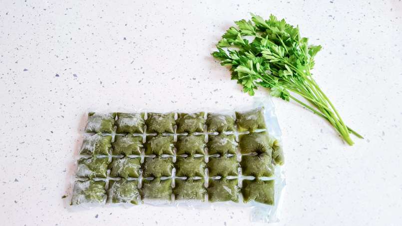 Persiljejuice med lime i isförpackningar, foto 8