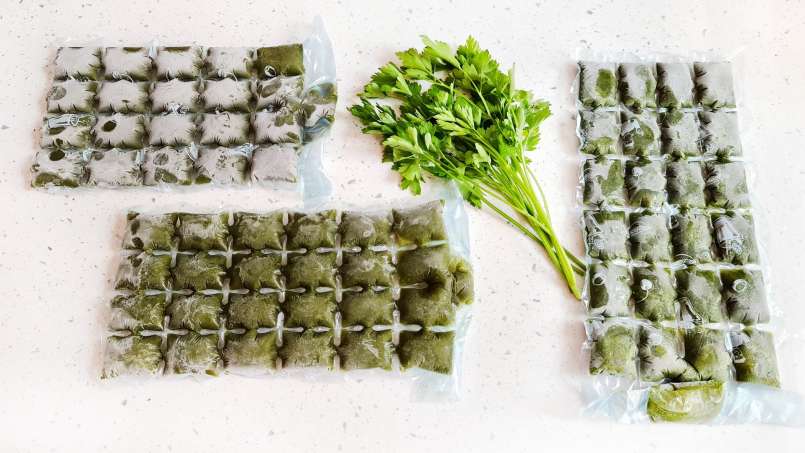 Persiljejuice med lime i isförpackningar, foto 10