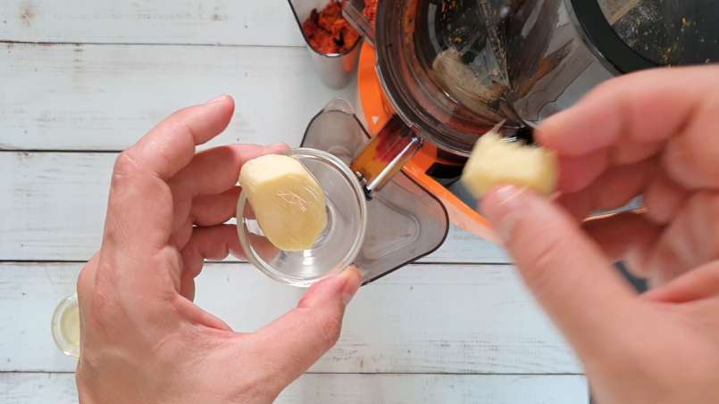 Energigivande havtorns- och aroniajuice med ingefära, lime och honung, foto 10