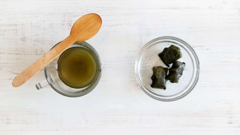 Frysta isbitar av nässlejuice, foto 4